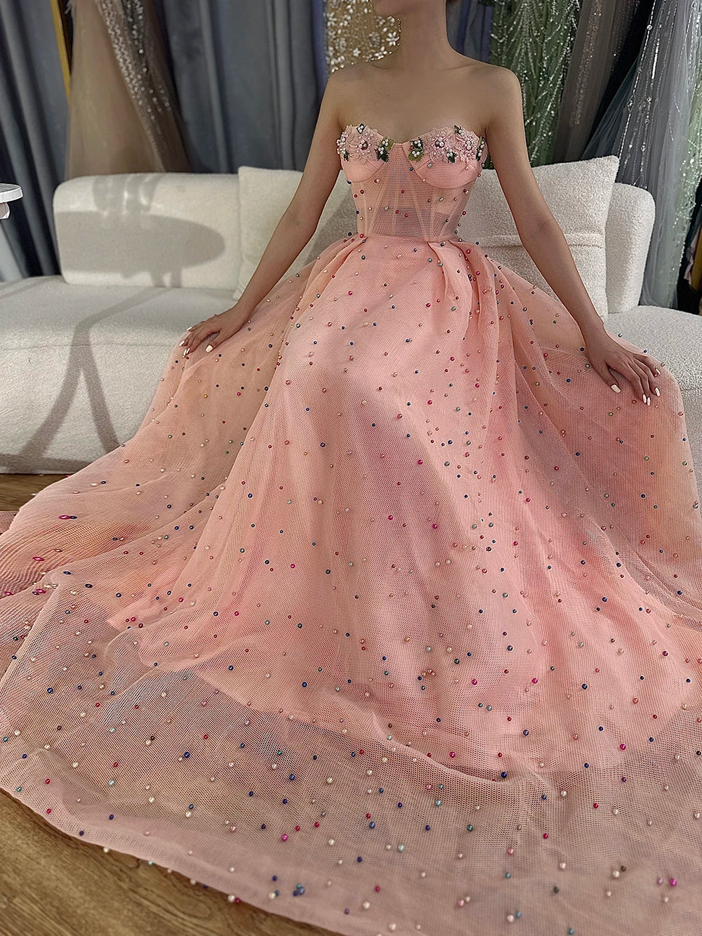 Sleeveless Illusion Tulle Evening Dresses Colored Flowers Pearls Fashion Beach LA6490