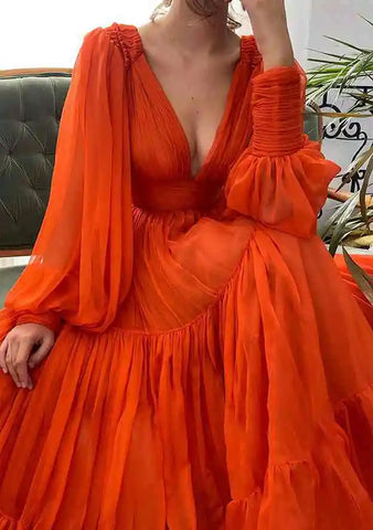 Robe de bal trapèze rouge arabe à manches longues et longueur au sol en mousseline de soie avec plis pour soirée LA72688 