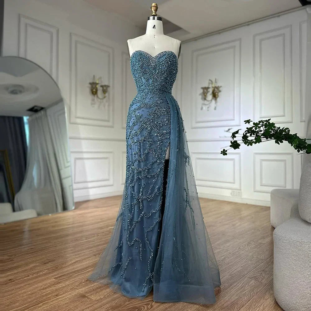 Vestido de noche saudí para ocasiones formales, elegante vestido azul con cuentas y abertura, modelo LA72877 (2025) 