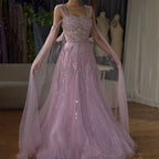 Vestido de noche corte A con tirantes finos y cuentas rosas, estilo capa, ideal para ocasiones formales (LA72726) 