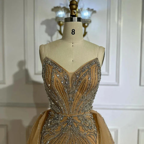 Vestido de noche corte sirena sin tirantes color turquesa, estilo saudí, con sobrefalda para ocasiones formales LA72880 (modelo 2025) 