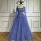 Vestido de noche de lujo saudí, corte A, estilo árabe, con plumas, mangas tipo capa y cuentas. Ideal para ocasiones formales. Modelo LA71782A (2025). 
