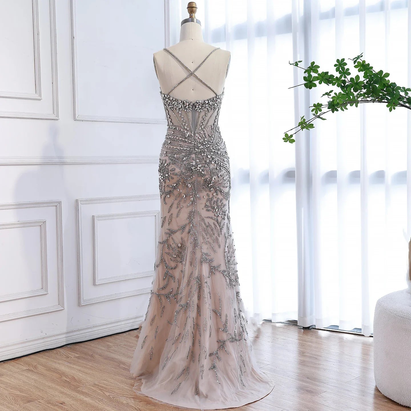 Luxury Evening Dress Grey Beaded With Cape LA73342
