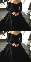 Robe de bal à manches longues ornée d'appliqués de dentelle noire S14044