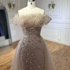 Vestidos de noche elegantes de sirena color caramelo con cuentas, estilo árabe saudí, con sobrefalda para ocasiones formales LA71634A