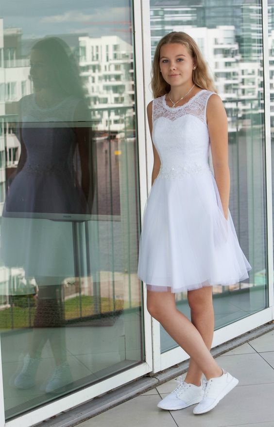 Vestido blanco sexy para baile de bienvenida con encaje S53