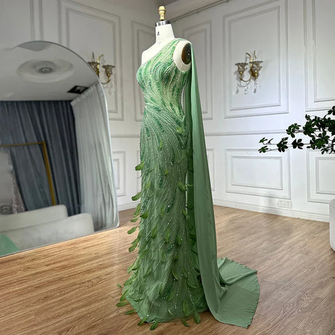 Robe de soirée de luxe verte style arabe, asymétrique, avec plumes et perles, avec cape latérale et châle, pour soirée féminine, LA72698, 2025 
