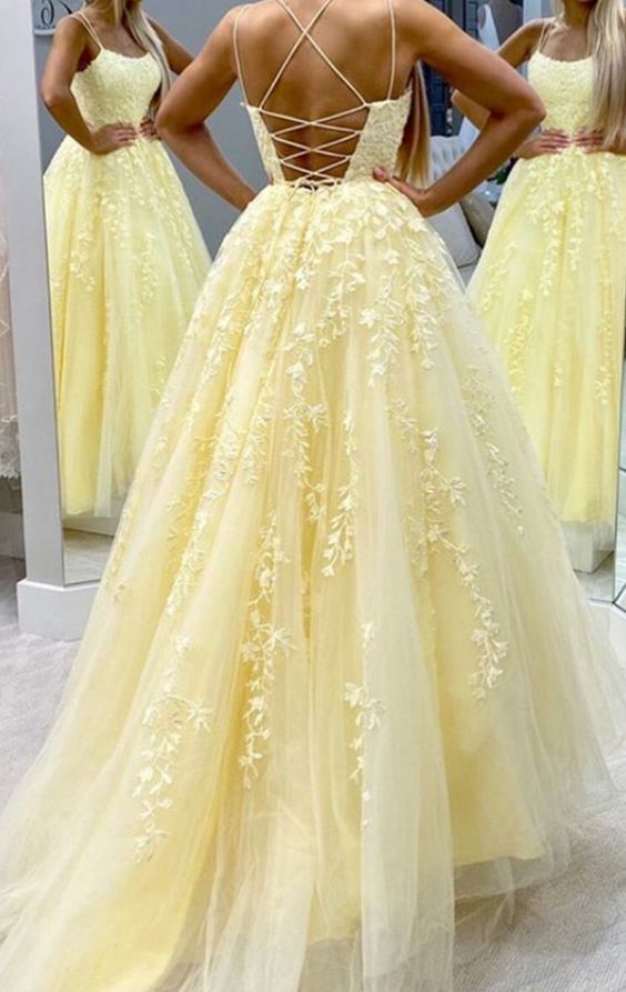 Vestido de gala amarillo de tul S7003