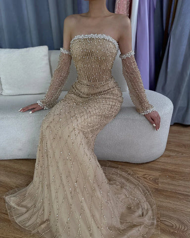 Vestido de noche árabe blanco nude elegante sin tirantes con cuentas y guantes para ocasiones formales LA72649 