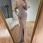 Vestido de noche de lujo rosa sirena con hombros descubiertos, bordado con cuentas y abertura lateral, ideal para ocasiones formales (modelo 2025, Arabia Saudita LA72481) 