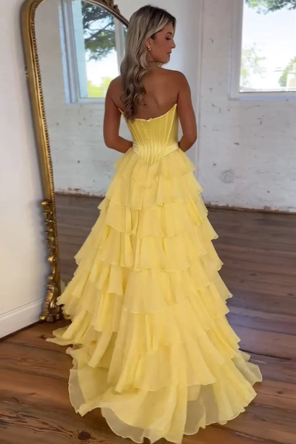 Cathy Strapless Tiered Ruffles A-line Prom Dress A-line Side Split vestidos de noiva Customized Zip Back Chiffon Evening Gown