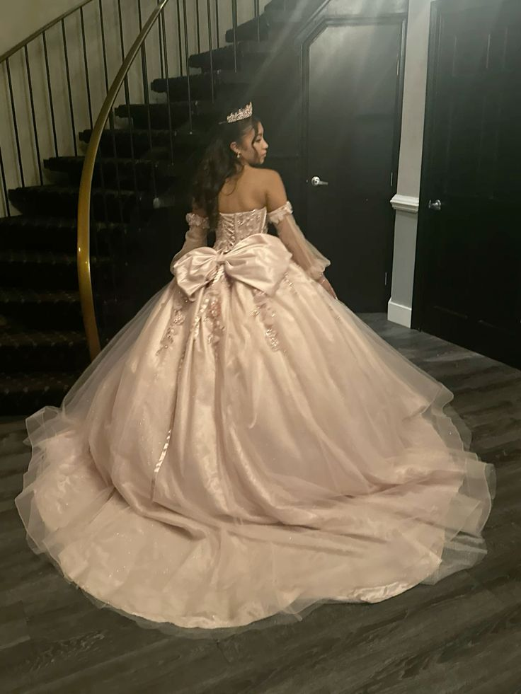 Robe de bal de quinceañera en tulle ornée d'appliqués glamour, robe de 16 ans Y7323