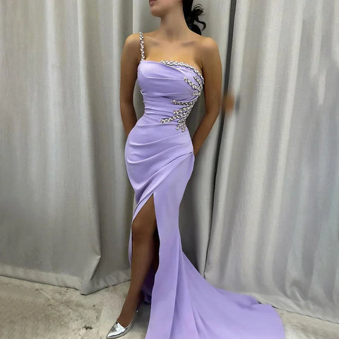 Robe de soirée élégante style sirène en satin lilas, asymétrique, avec perles, fente haute, style arabe, 2025, LA72331 