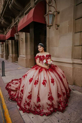 Vestido de quinceañera de encaje rojo, vestido de baile, vestido de fiesta de dulces 16 con hombros descubiertos Y6424