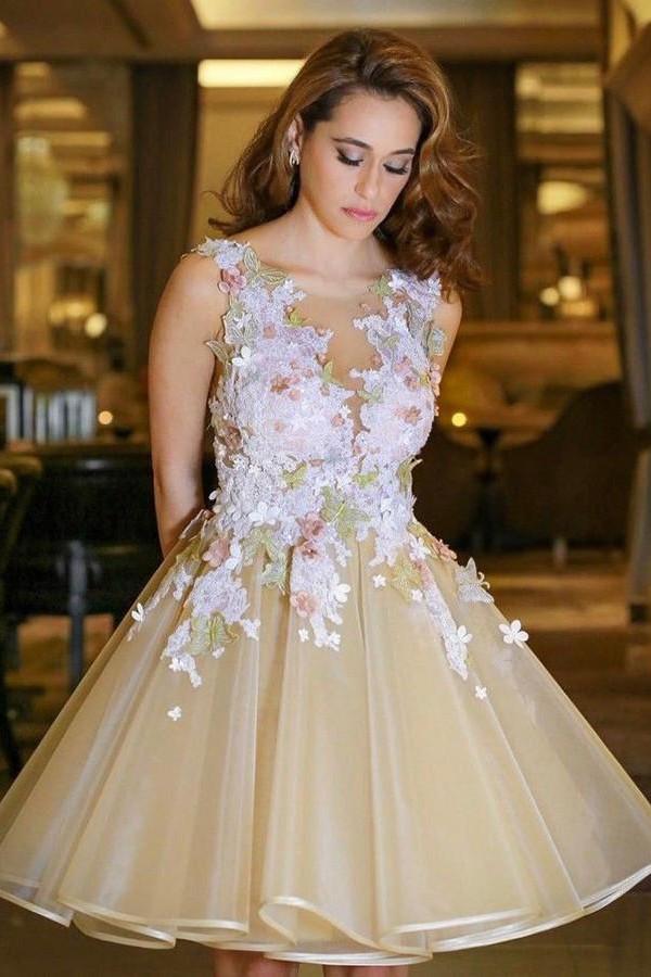 Robes de bal courtes élégantes en tulle, robe de soirée dos nu ornée d'appliqués