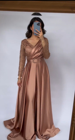 Charming A-line Satin Evening Dress With Long Sleeves Fashion Evening Gown Y4992