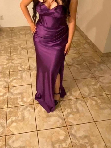 Vestido de noche de fiesta vintage morado sin tirantes con abertura, de satén Y8113