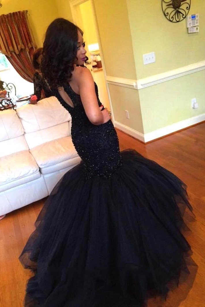Vestidos largos de fiesta de sirena sin mangas con cuello halter de tul azul marino y cuentas