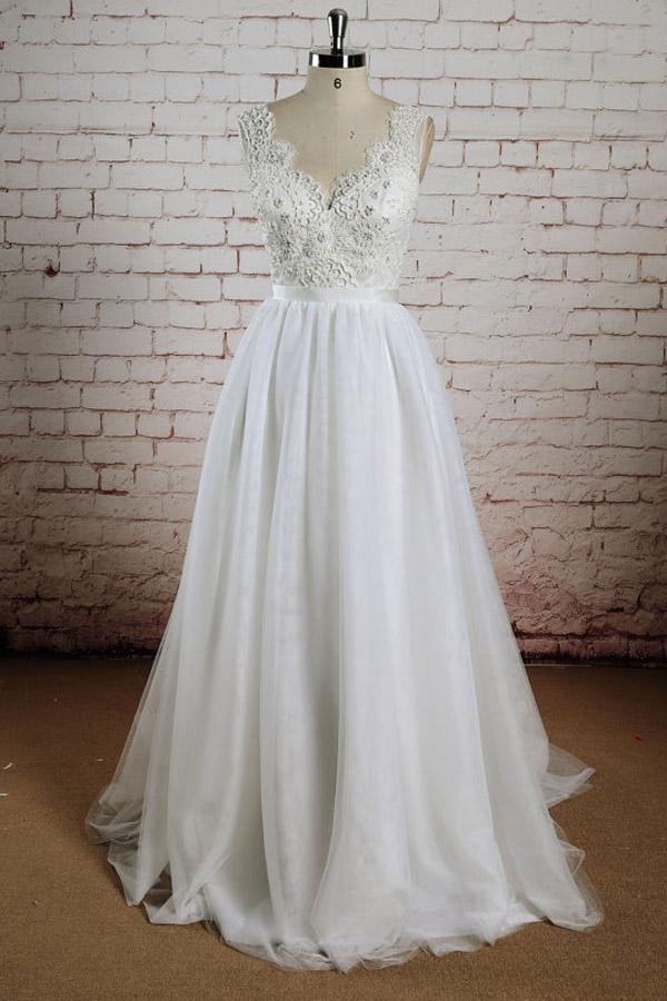 Baoleely White Tulle Lace Halter V-Neck Long Wedding Dresses with Sweep Train, MW232