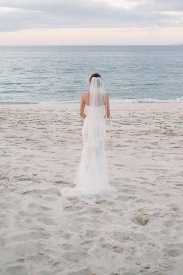 Baoleely White Lace Mermaid Sweetheart Off Shoulder Beach Wedding Dresses, MW222