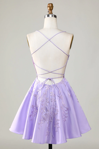 Vestido corto de fiesta de satén morado con corsé, corte en A y encaje Y3066
