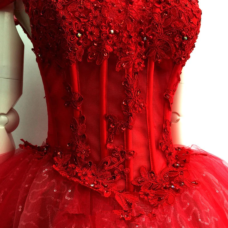 Adorable vestido corto rojo de fiesta con escote corazón, tul brillante y hombros descubiertos, modelo Y1212