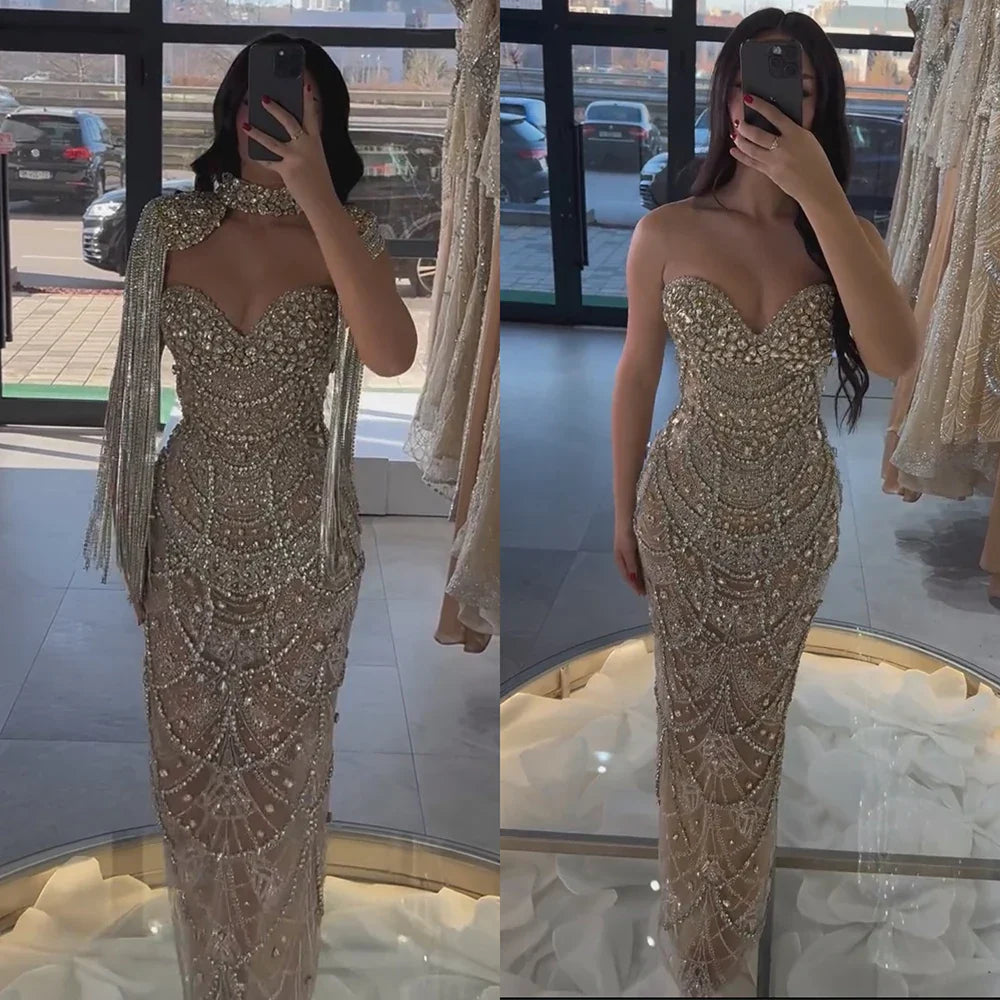 Vestido de noche palabra de honor color nude 2025 con borla de cuentas y capa corta desmontable con flecos para ocasiones formales LA72876
