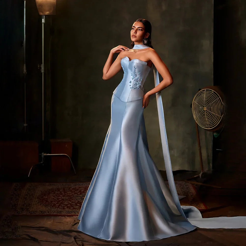 Vestido de noche de satén azul saudí sin tirantes estilo sirena con bufanda larga para ocasiones formales LA72831 (modelo 2025) 