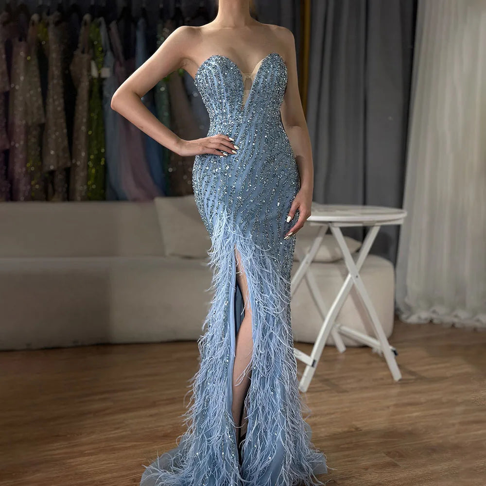 Vestido de noche de lujo árabe sin tirantes, azul con cuentas y plumas, estilo Dubai, con falda lateral, para mujer, ideal para bodas y fiestas (LA72695) 