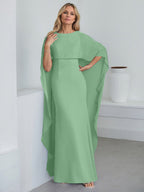 Robe fourreau longue en mousseline de soie pour la mère de la mariée, ornée de volants cascade, avec décolleté arrondi. 