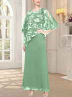 Robe longue en maille pailletée avec corsage asymétrique original 