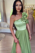 Robe de bal asymétrique fendue haute Sage avec traîne