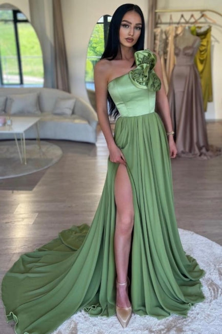 Robe de bal asymétrique fendue haute Sage avec traîne