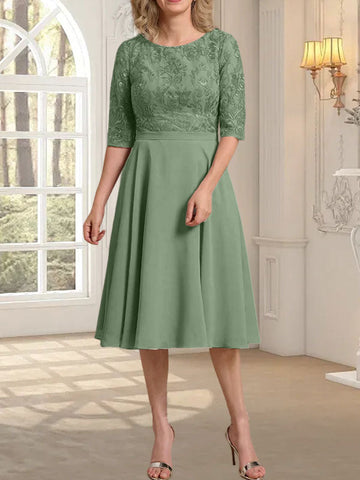 A-line Scoop Knee-Length Lace Chiffon Mother of the Bride Dress