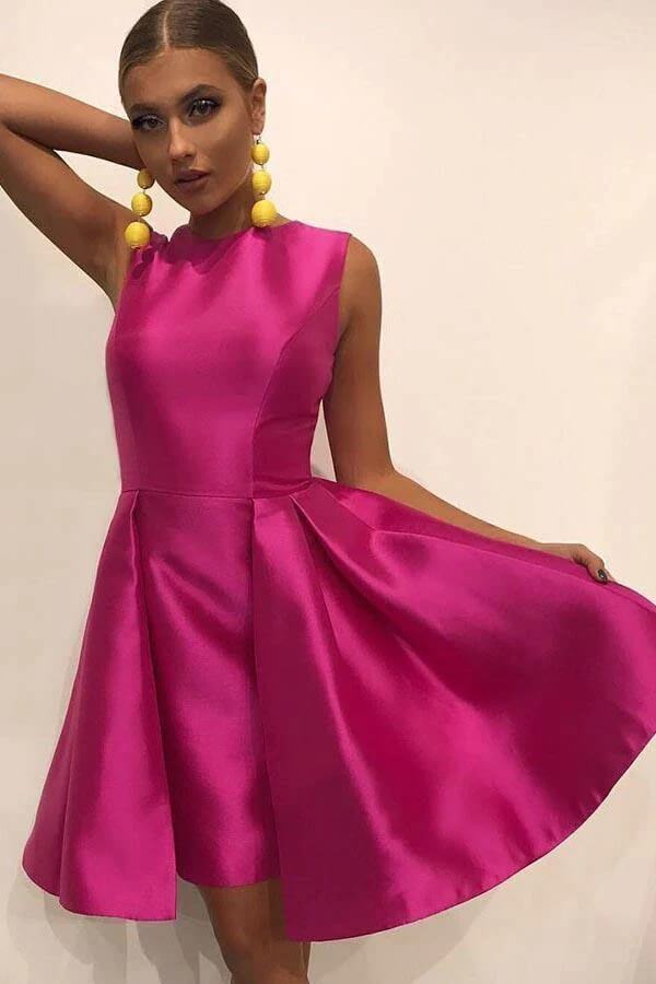 Vestidos de fiesta cortos con escote redondo y corte en A, estilo plisado, ideales para el baile de graduación.