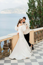 Robe de mariée sirène en satin, épaules dénudées et manches bouffantes WD754