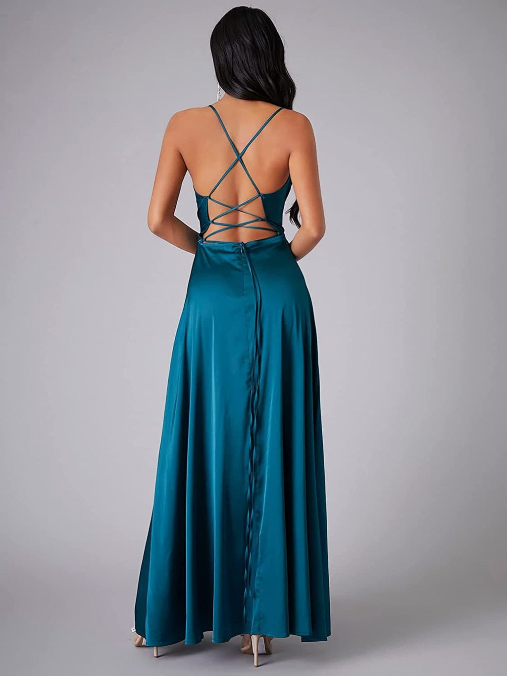 Vestido de noche satinado sin espalda SYP6