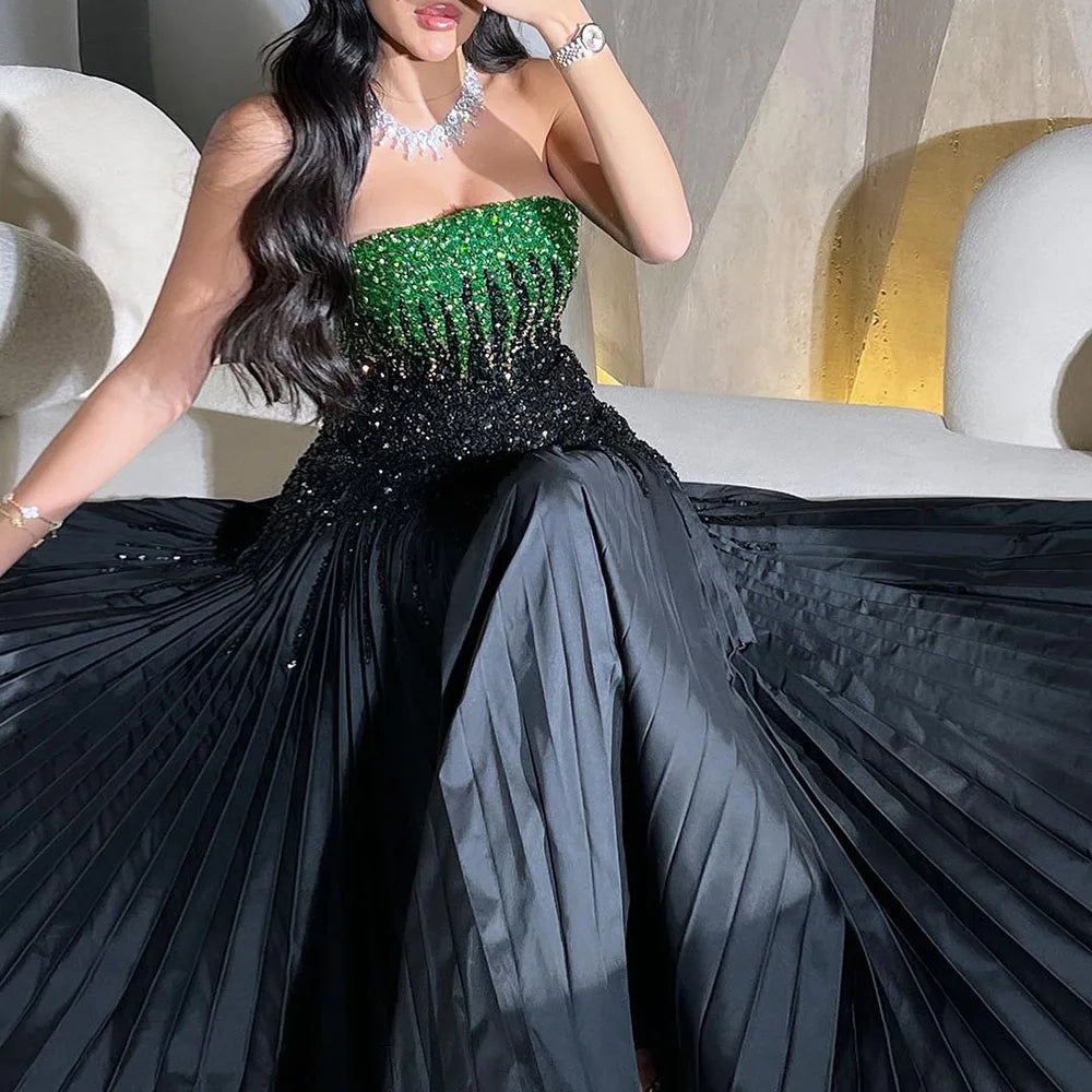 Vestido de noche de lujo estilo sirena, sin tirantes, largo hasta el tobillo, con cuentas, color negro y verde, estilo árabe, modelo LA72406 (2025). 
