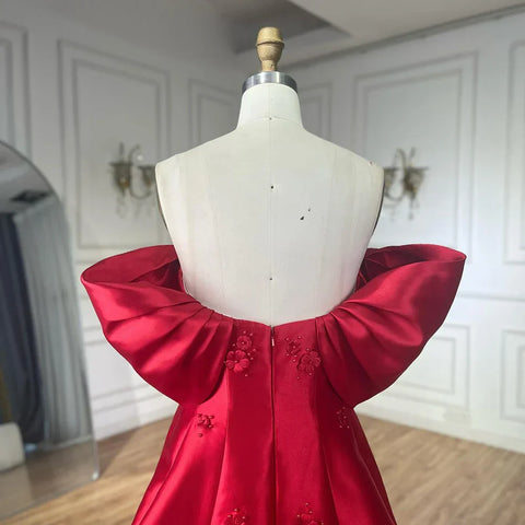 Elegante vestido de noche rojo con hombros descubiertos y flores 3D LA72778
