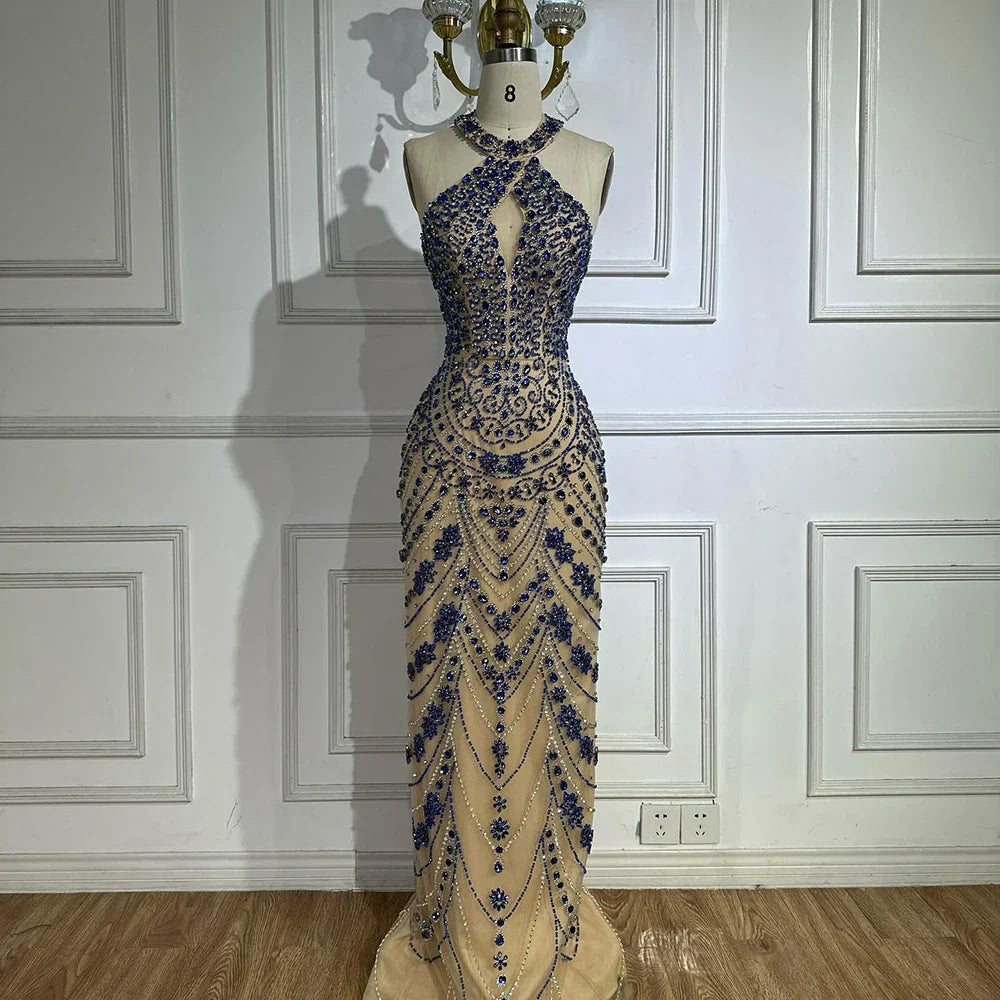 Vestido de noche elegante azul estilo saudí con cuello halter y cuentas de cristal para ocasiones formales LA72760 (modelo 2025) 