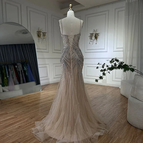 Vestido de noche corte sirena plateado nude con tirantes finos y borlas de cuentas de lujo para ocasiones formales LA72772 