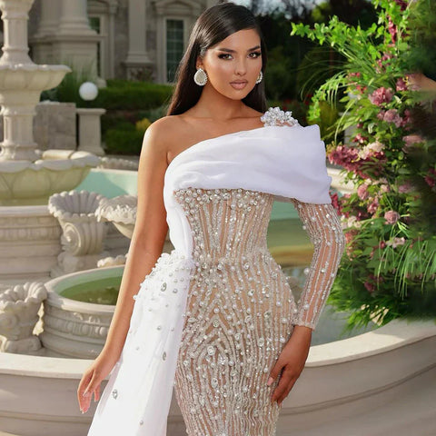 Elegante vestido de noche blanco nude con un solo hombro y cuentas de perlas de lujo para mujer, ideal para bodas y fiestas 2025 LA72493