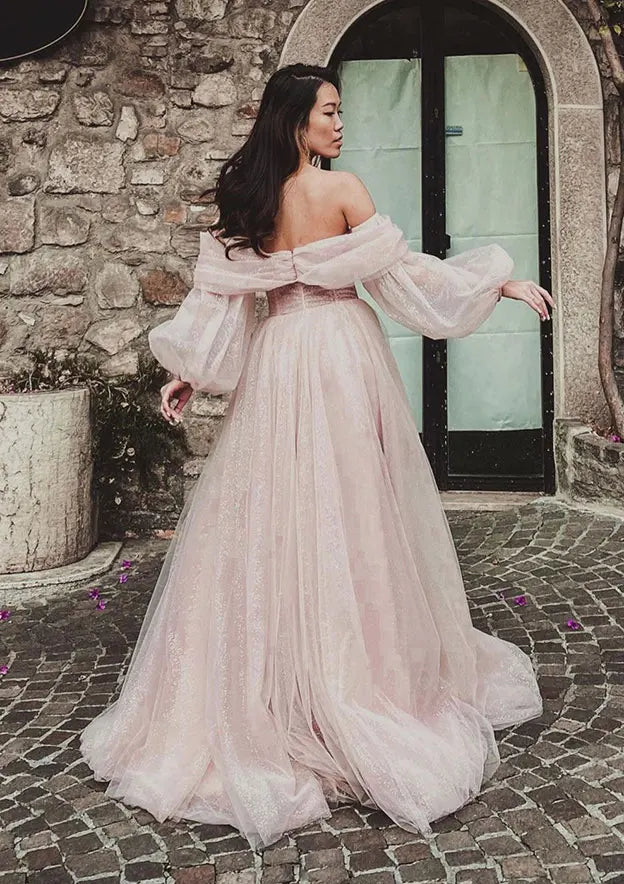Vestido de fiesta de lujo de Dubái, corte en A, estilo árabe, color rosa, con hombros descubiertos y abertura lateral, modelo LA72677 (2025) 
