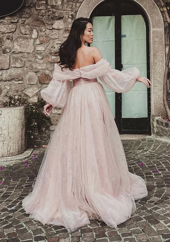 Vestido de fiesta de lujo de Dubái, corte en A, estilo árabe, color rosa, con hombros descubiertos y abertura lateral, modelo LA72677 (2025) 