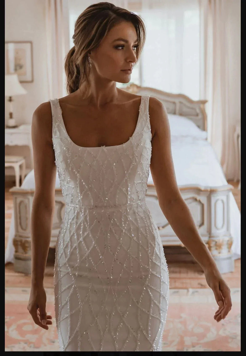 Robes de mariée sirène à sequins 2023 pour femmes, robes de mariée modernes sans manches à col carré en satin et tulle, robes de mariée