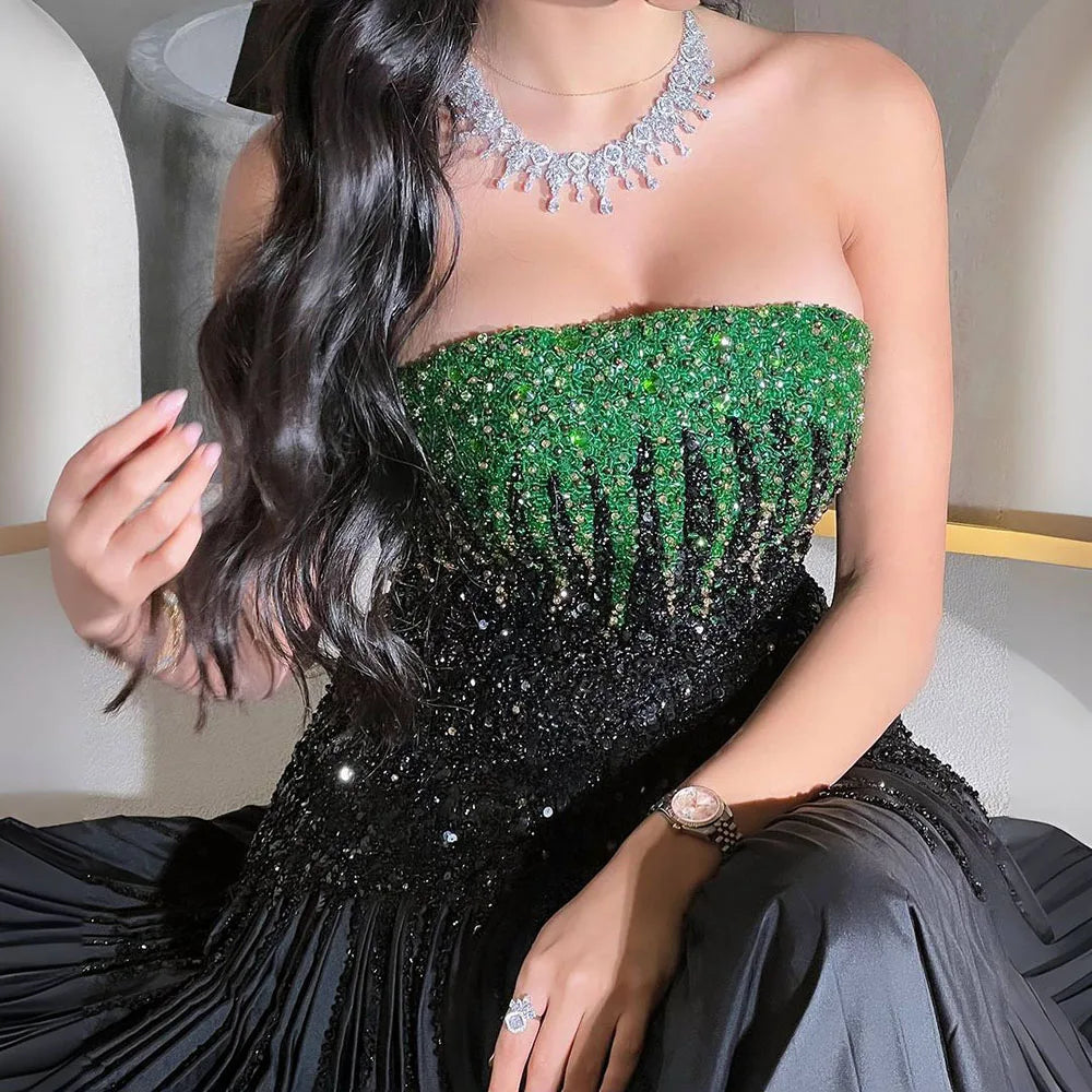 Vestido de noche de lujo estilo sirena, sin tirantes, largo hasta el tobillo, con cuentas, color negro y verde, estilo árabe, modelo LA72406 (2025). 