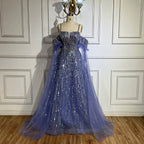 Vestido de noche elegante de lujo con cuentas, corte en A, azul árabe, para mujer, con mangas tipo capa desmontables, modelo LA72638 (2025) 