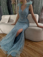 Vestido largo de noche estilo sirena con abertura lateral, elegante, azul árabe, con cuentas y plumas, ideal para ocasiones formales (LA72742) 