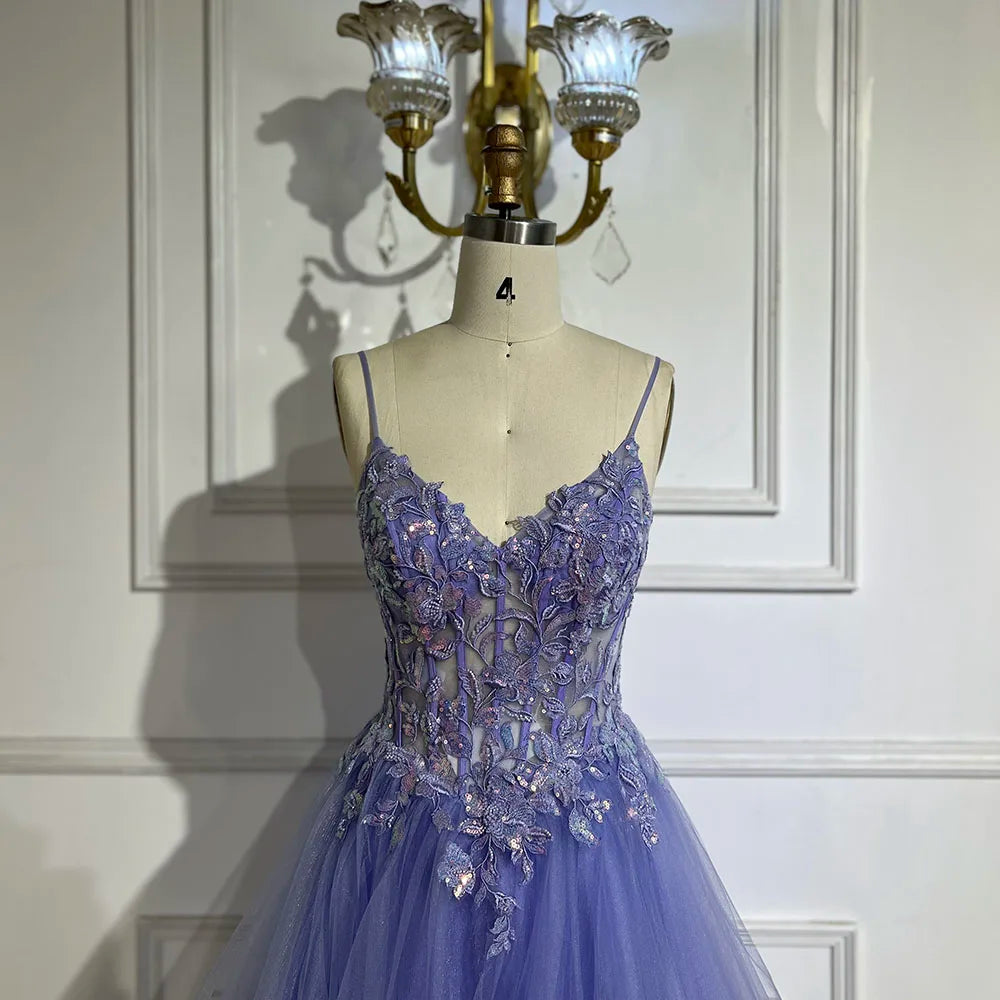 Vestido de noche de lujo para mujer, corte en A, tirantes finos, apliques de encaje escalonados, azul árabe, modelo LA72617 (2025) 