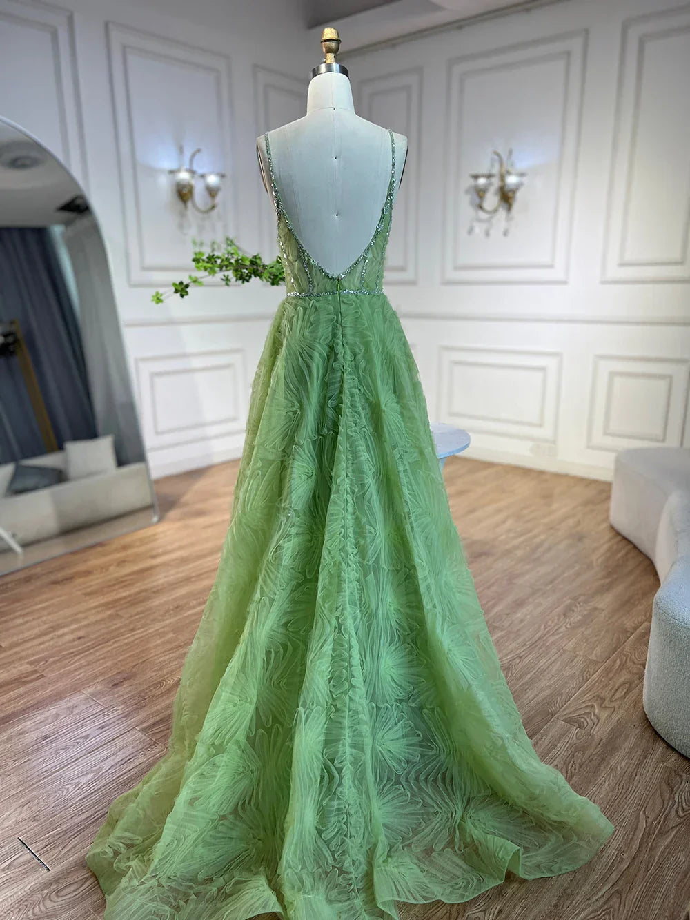 Vestido de fiesta elegante de corte A, con tirantes finos, espalda descubierta y color verde salvia árabe (modelo LA72636) para mujer | Ideal para bodas y fiestas 